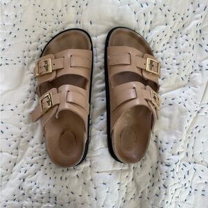 Birkenstock Tan Sandals